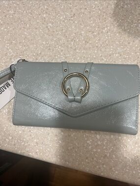 Steve Madden Women's Bdunn Wallet in Soft Grass color with Gold Hardware